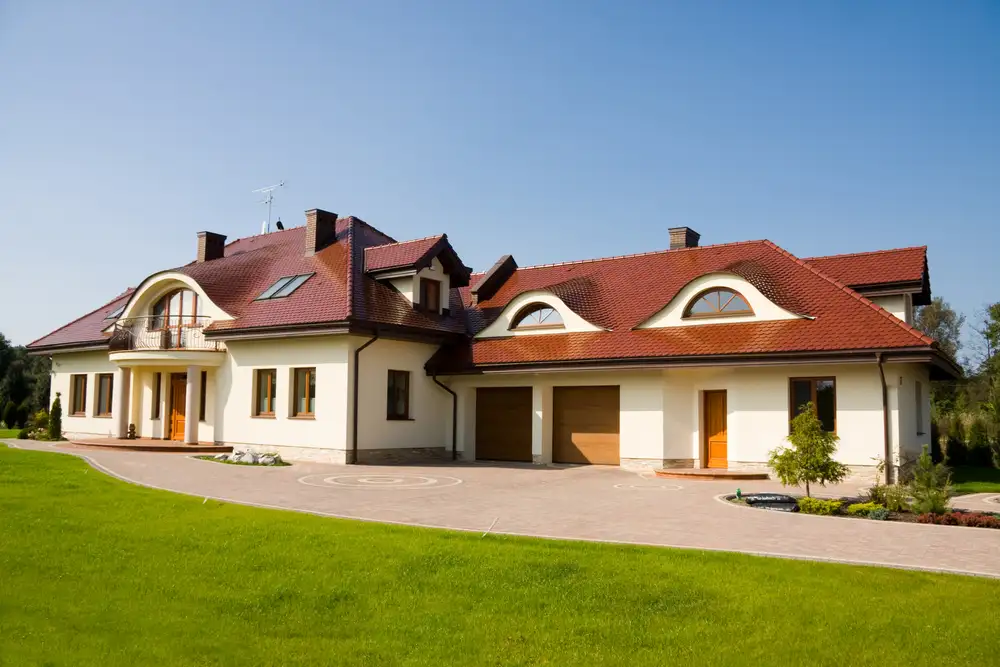 Blachodachówka czy dachówka